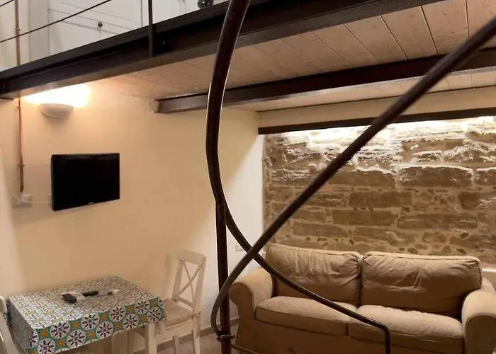 Suite Minerva 10 Steps From Piazza Civica